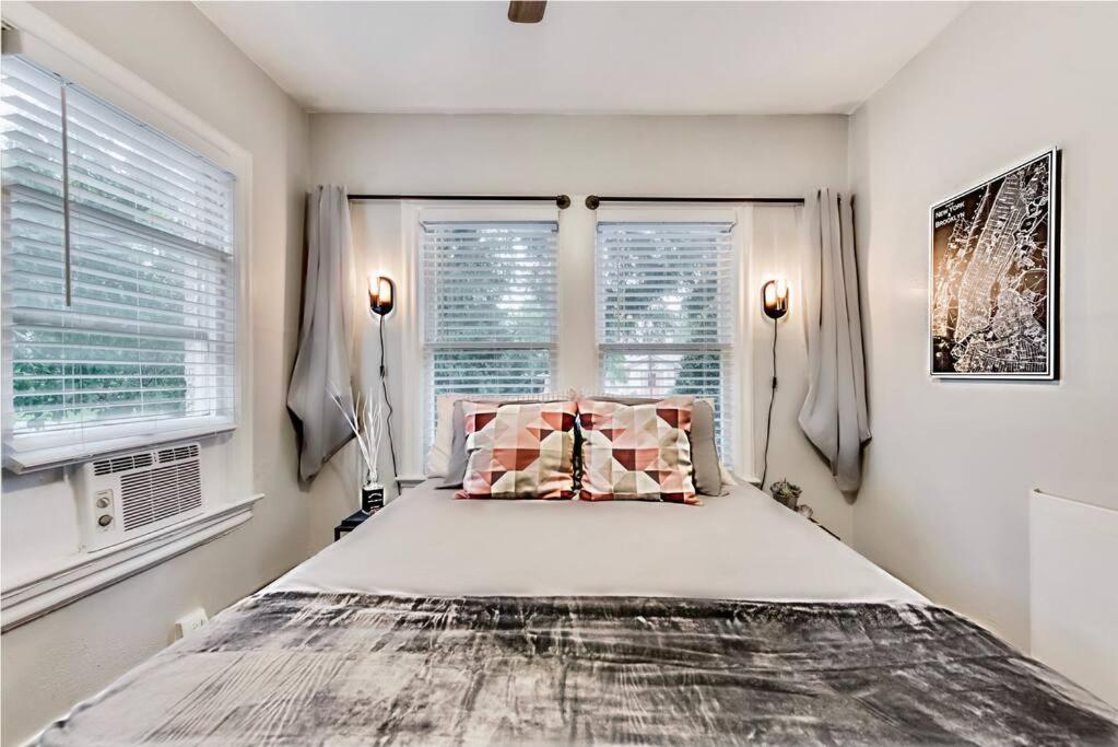 Lower-Greenville Landing Close To Everything Dallas Bagian luar foto