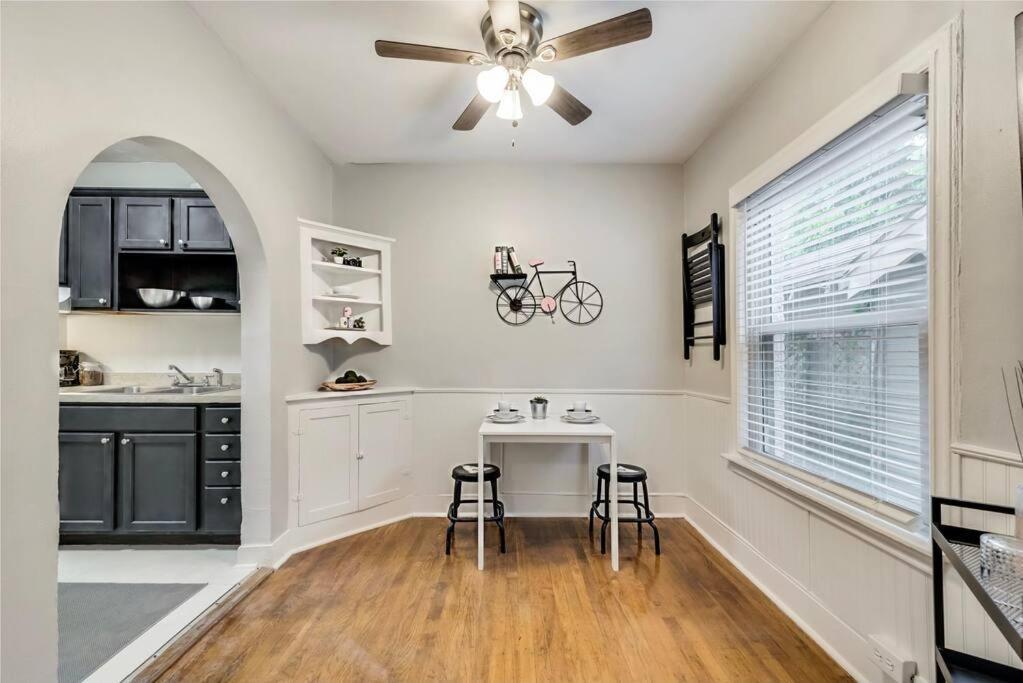Lower-Greenville Landing Close To Everything Dallas Bagian luar foto