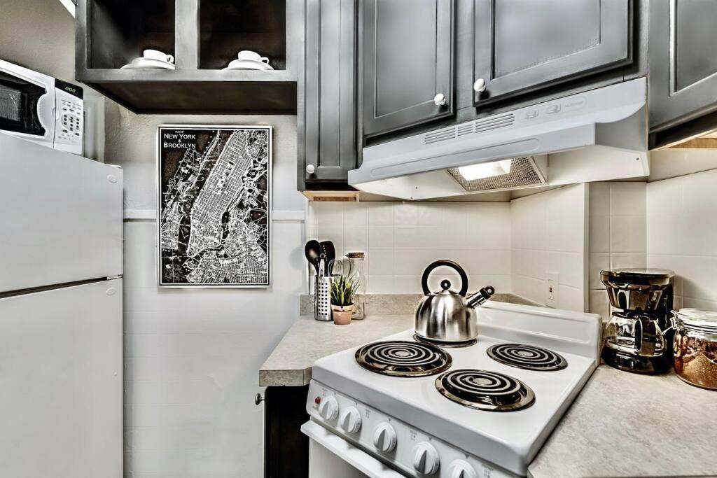 Lower-Greenville Landing Close To Everything Dallas Bagian luar foto